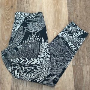 Nike pattern leggings